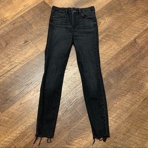 Black High-waisted Skinny Jeans